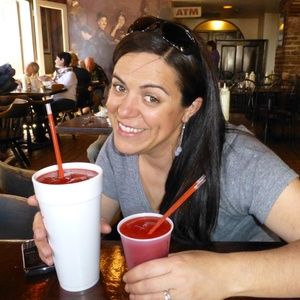 Meet your Posher, Desiree